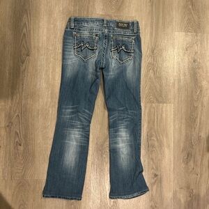 Vintage Miss Me jeans. Petite! Embroidered and embellished.
